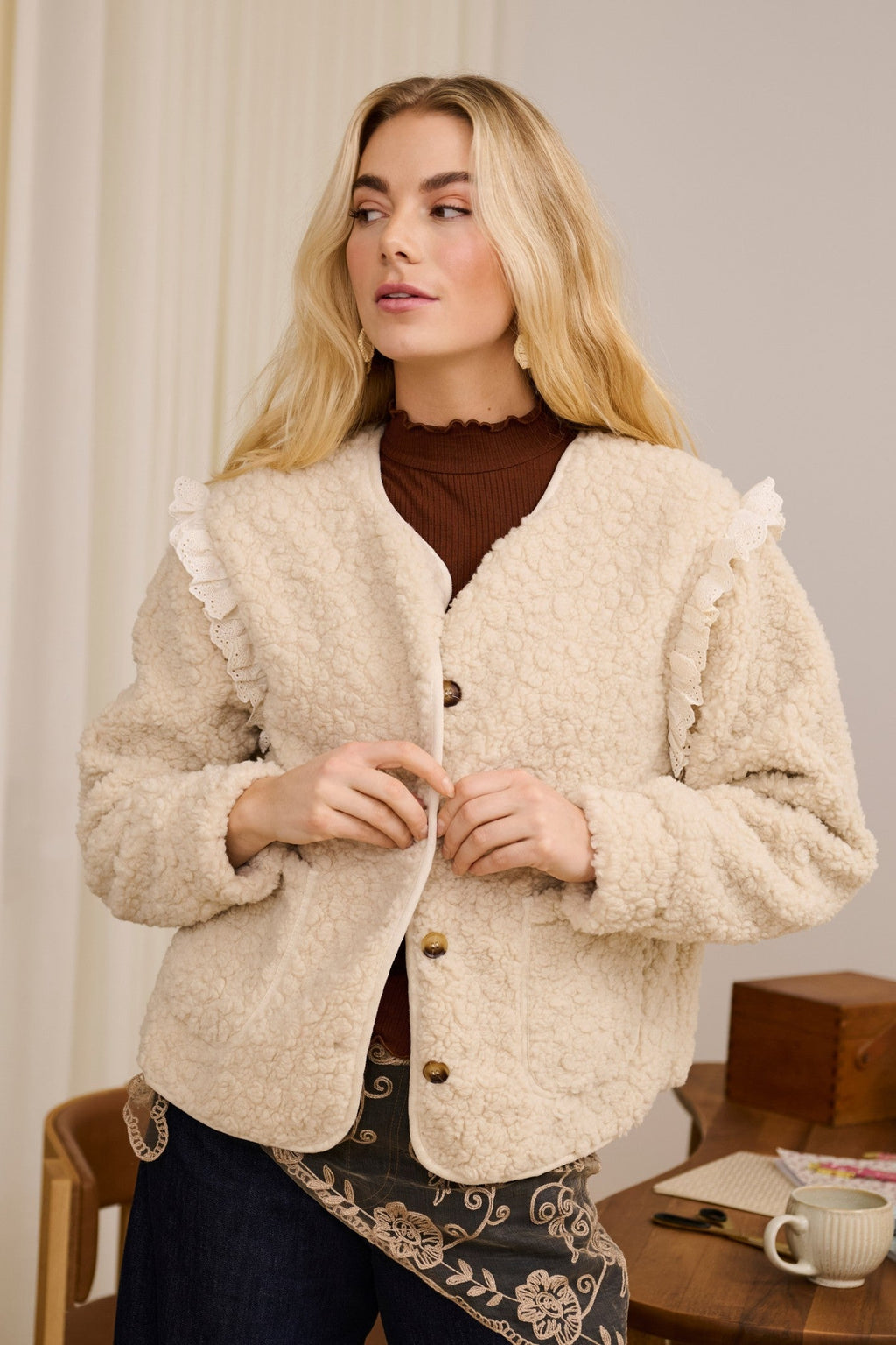 Cream Clothing CRRana Oatmeal Beige Lace Teddy Jacket 10615559 130401
