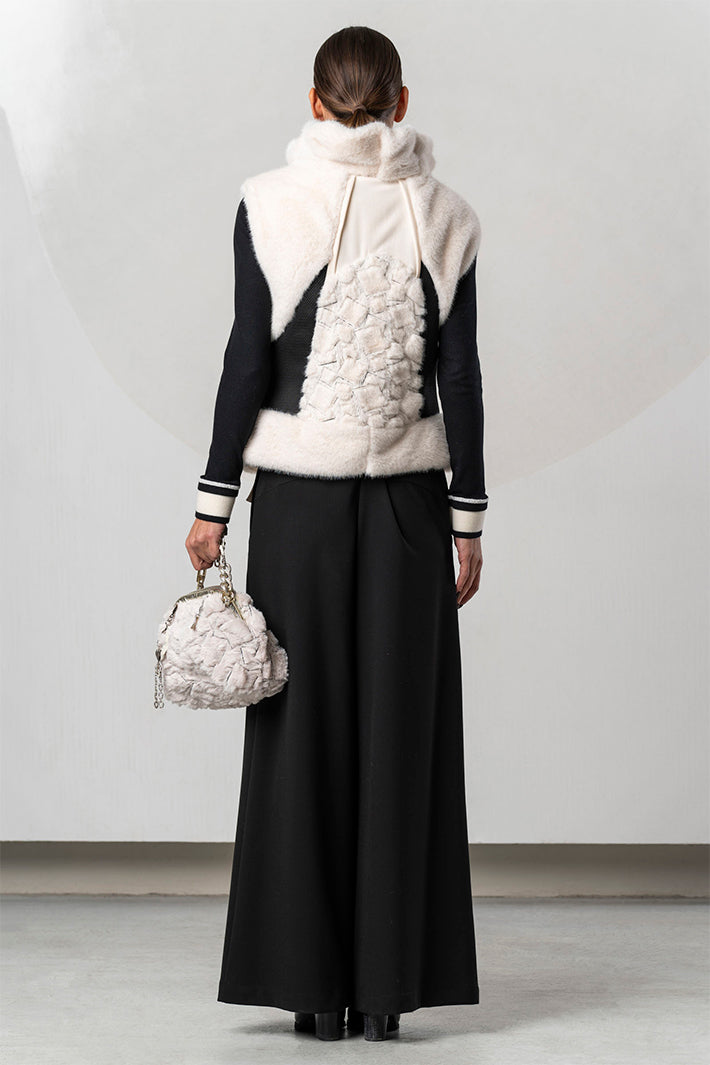 Elisa Cavaletti Off-White Faux Fur Gilet Sleeveless ELW267044200 03259