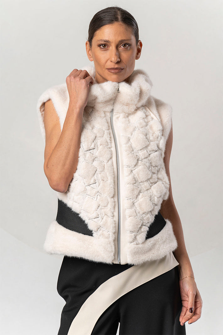 Elisa Cavaletti Off-White Faux Fur Gilet Sleeveless ELW267044200 03259